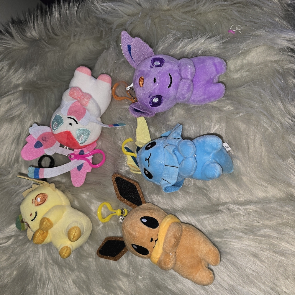 Set of 5 Pokémon Plush Keychains Pokemon Eevee Friends Plush Toy New